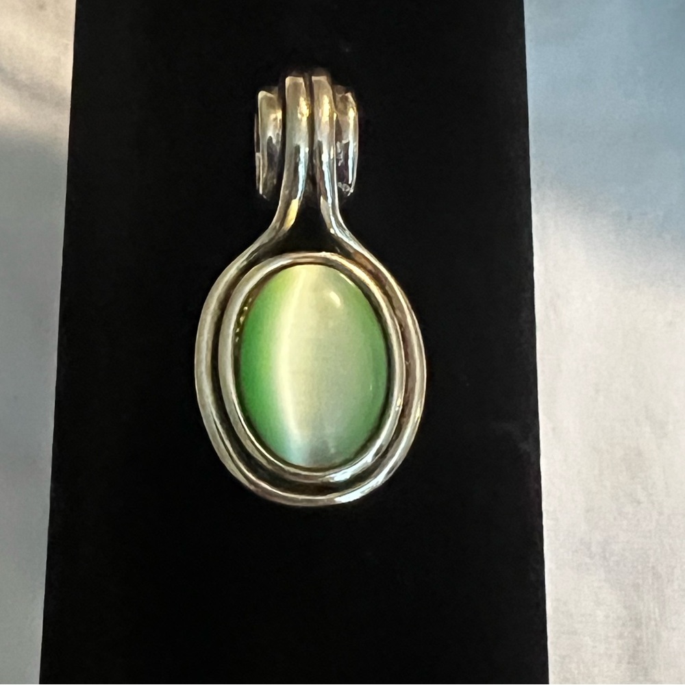 Chic Silver and Green Pendant